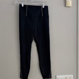 Vuori Navy Leggings